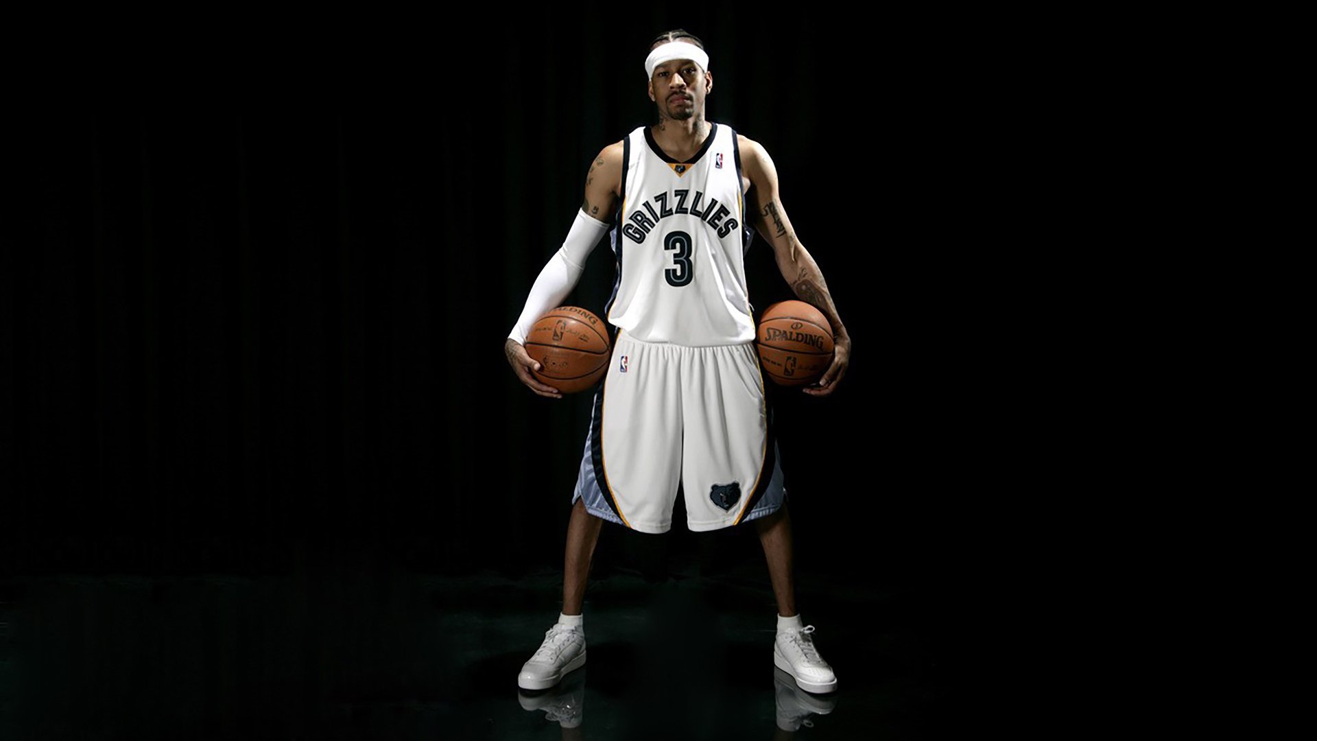 “马丁·高尔西:美洲狮队的未来领袖,展现橄榄球全能技艺”