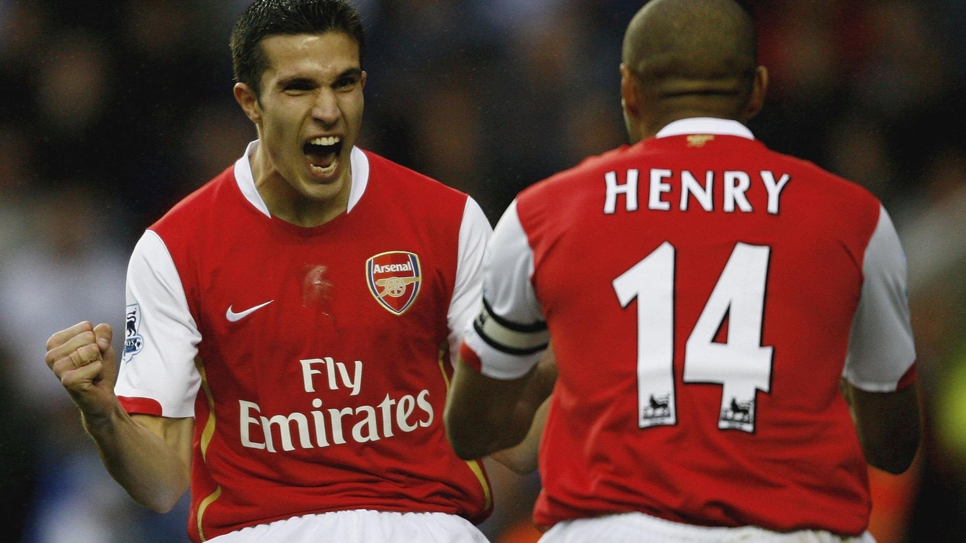 主力球员表现稳定,多球员贡献进球,球队的主力是什么位置